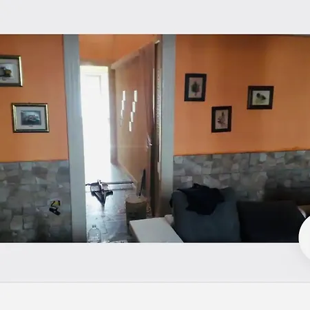 Giova *
