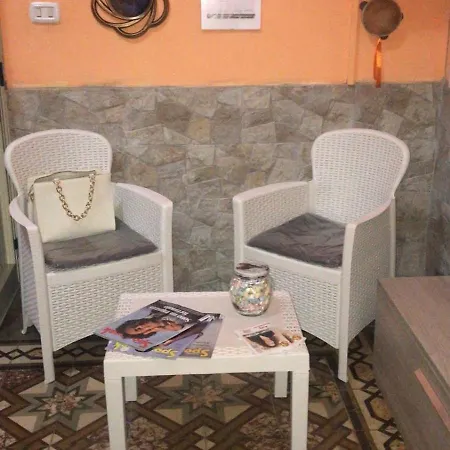 Giova Apartment *